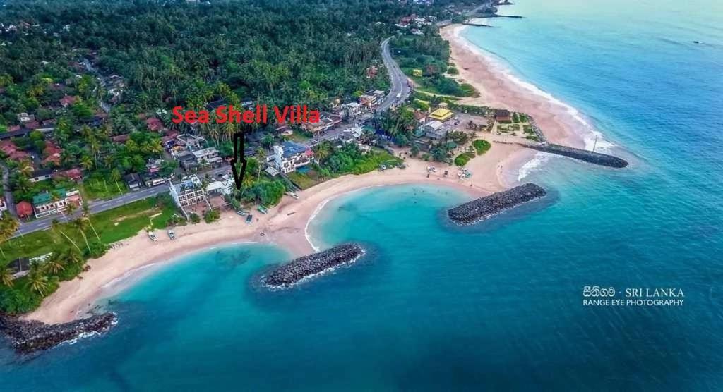 Sea Shell Villa Hikkaduwa 2 Separate Cabanas Ocean Front Villa Bagian luar foto